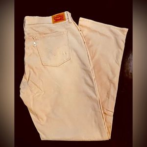 Levi’s 505 Straight Legged NWT
